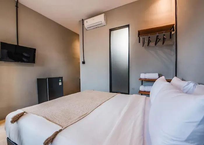 ヴィラ Apartments: + Kitchen/ Batu Bolong 3 チャングー