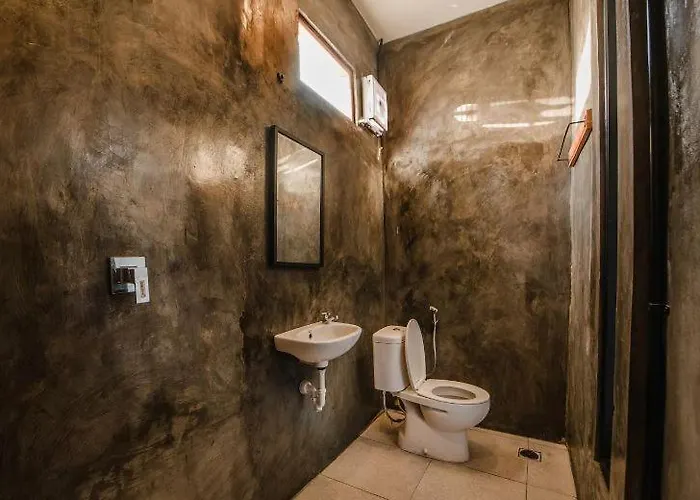 Apartments: + Kitchen/ Batu Bolong 3 チャングー